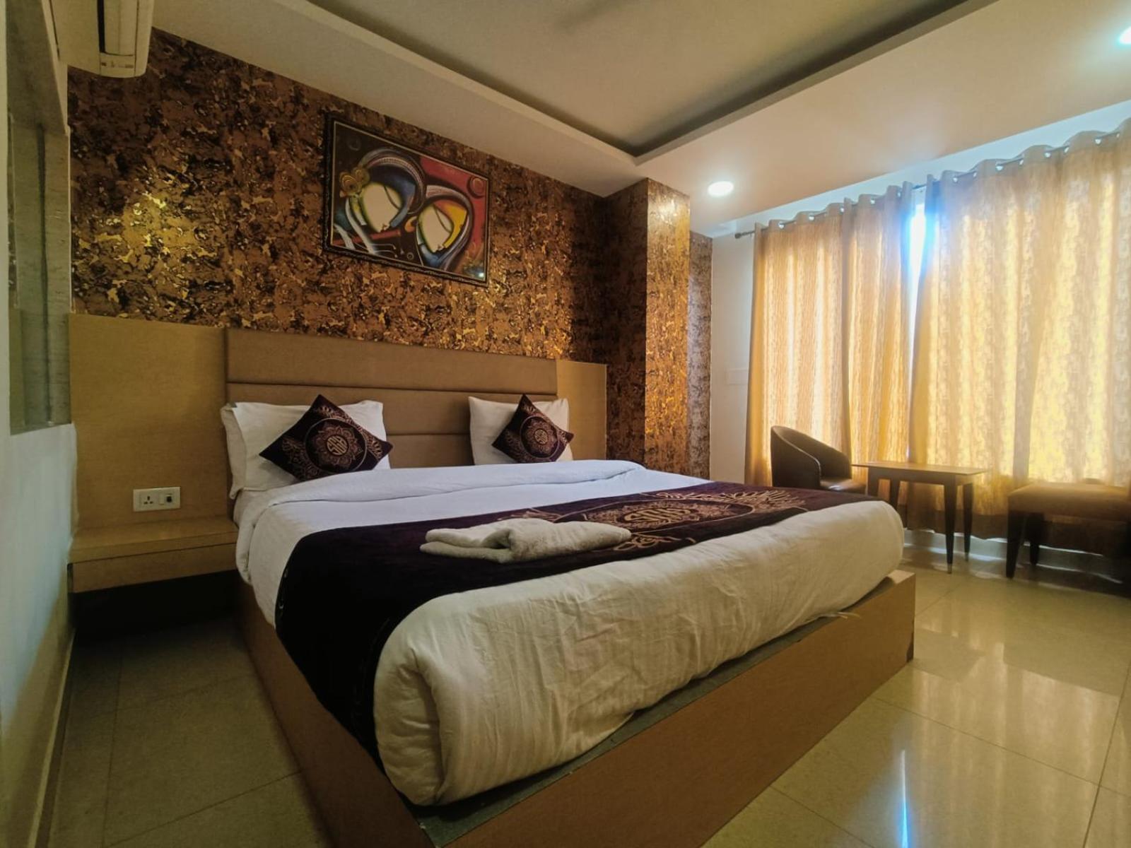 Hotel Grand Suites By D'Capitol Near Delhi Airport Нью-Дели Экстерьер фото